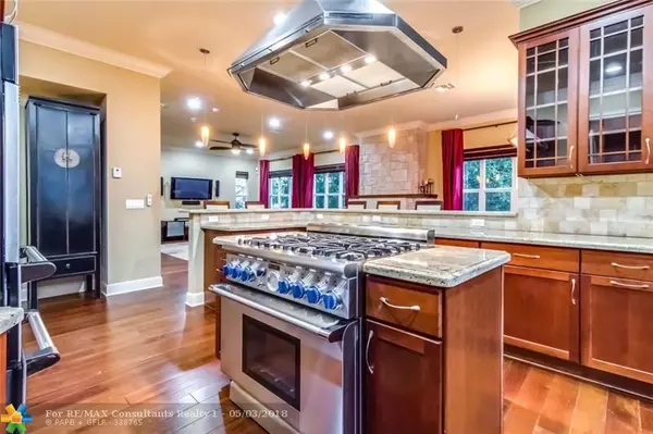 Fort Lauderdale, FL 33301,1402 SE 2nd St  #REAR