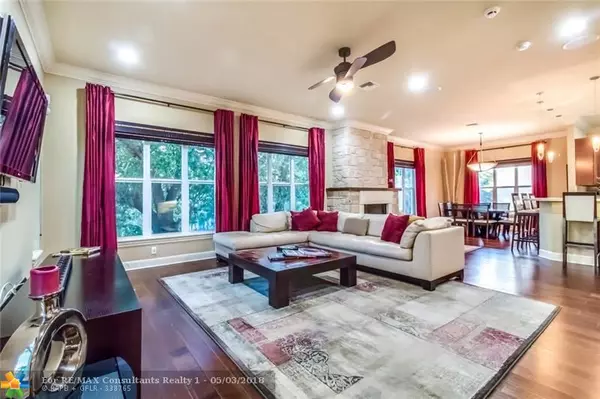 Fort Lauderdale, FL 33301,1402 SE 2nd St  #REAR