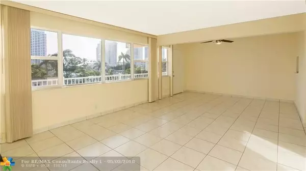 Fort Lauderdale, FL 33304,625 Antioch Ave  #402