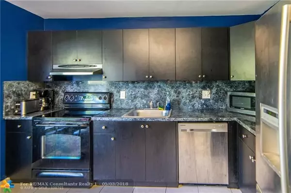 Davie, FL 33314,7501 SW 28th St  #33