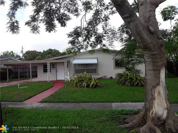 4301 NW 33rd St, Lauderdale Lakes, FL 33319