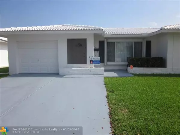 6704 NW 74th Pl, Tamarac, FL 33321