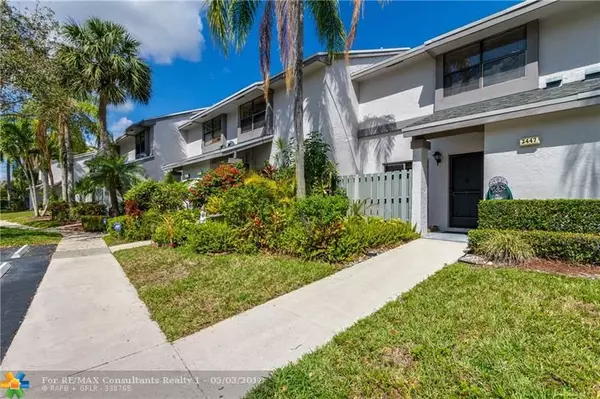 Coconut Creek, FL 33066,3447 Carambola Cir  #3447