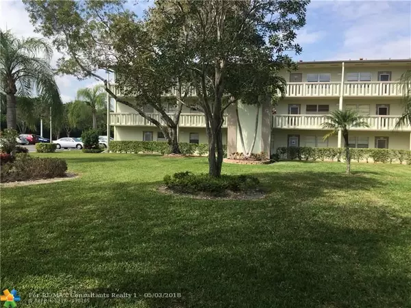 Boca Raton, FL 33434,208 Dorset  #208