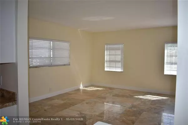 Fort Lauderdale, FL 33306,2665 Middle River Dr  #5