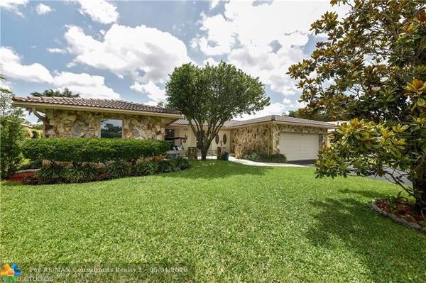 1231 NW 84th Dr, Coral Springs, FL 33071