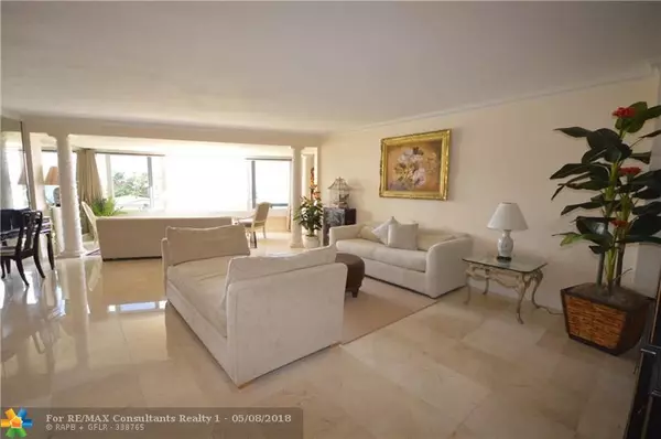 Lauderdale By The Sea, FL 33308,3900 N Ocean Dr  #2C