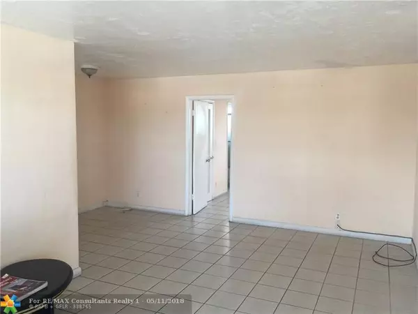 Miami, FL 33165,9375 SW 40th Ter  #213