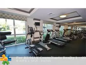 Fort Lauderdale, FL 33308,2421 NE 65th St  #618