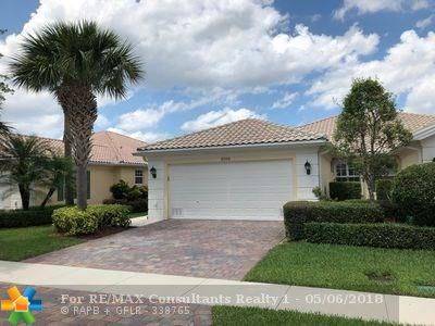 8359 Saint Johns Ct, Wellington, FL 33414