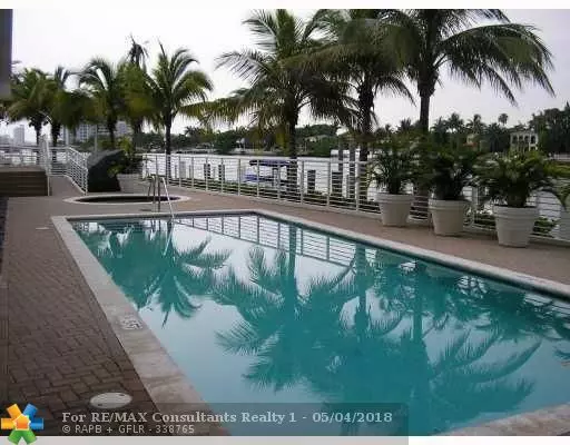 Miami Beach, FL 33141,6580 Indian Creek Dr  #210