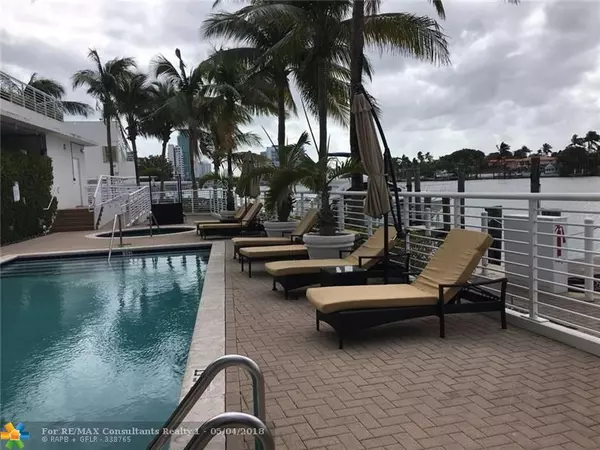 Miami Beach, FL 33141,6580 Indian Creek Dr  #210