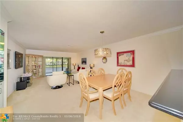 Boca Raton, FL 33428,9293 Vista Del Lago  #15 D