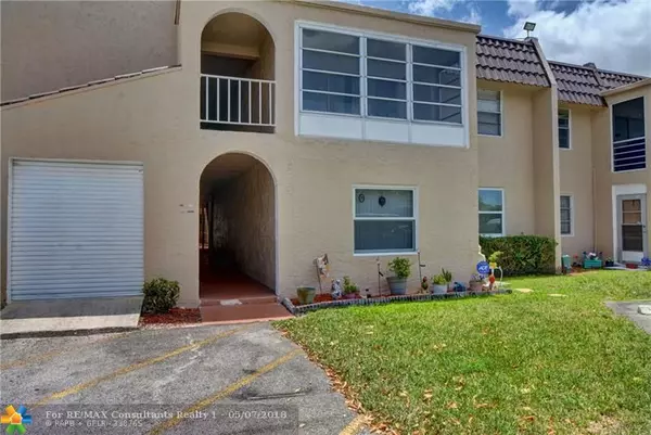 Coral Springs, FL 33065,2710 Riverside Dr  #102