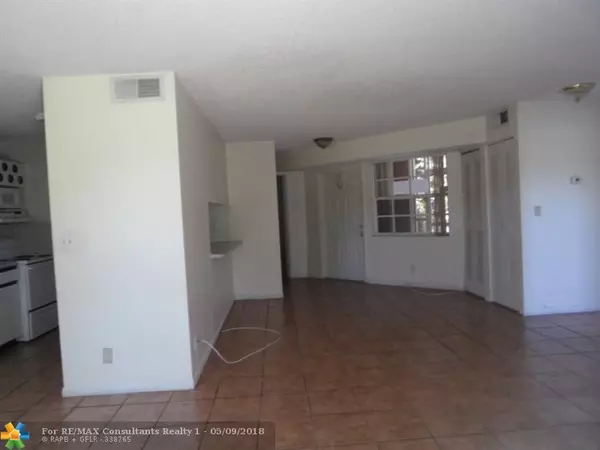 Pembroke Pines, FL 33025,8664 SW 3rd St  #103