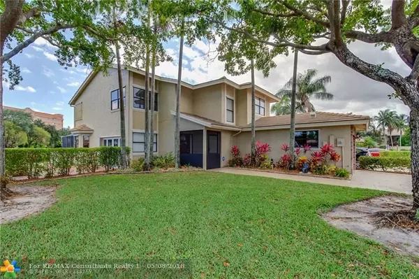 Deerfield Beach, FL 33442,318 LAKESIDE WAY  #318