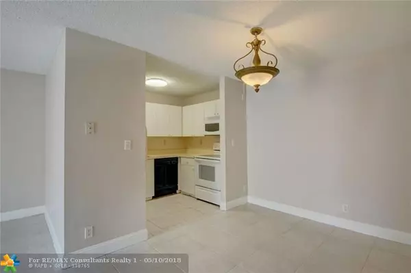 Coral Springs, FL 33065,2601 Riverside Dr  #1