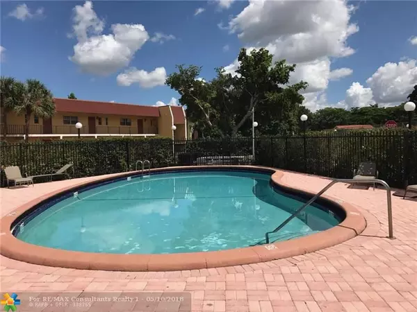 Tamarac, FL 33321,8000 Fairview Dr  #304