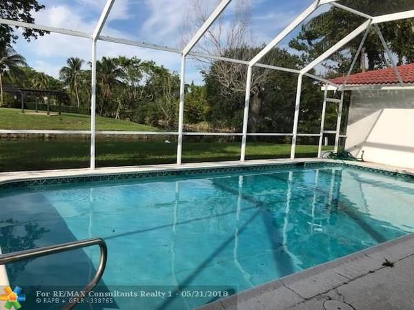 8500 NW 27th Dr, Coral Springs, FL 33065