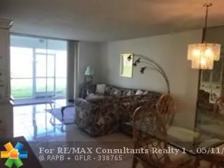 Sunrise, FL 33322,9521 Sunrise Lakes Blvd  #108