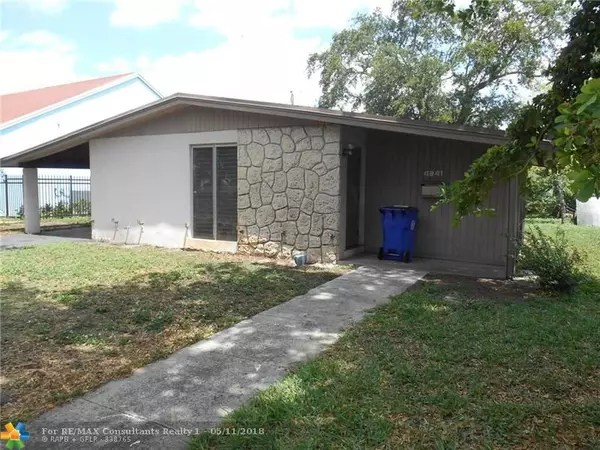 4341 W Oakland Park Blvd, Lauderdale Lakes, FL 33313