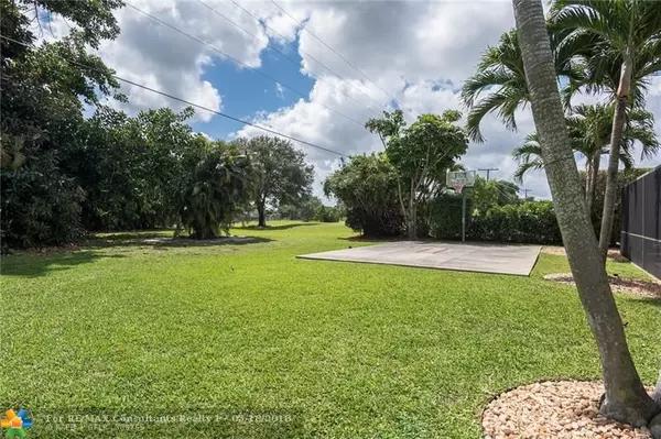 Lake Worth, FL 33467,3136 Pebble Beach Dr