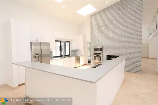 Davie, FL 33330,3421 SW 117th Ave