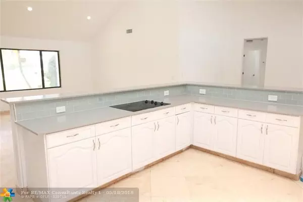 Davie, FL 33330,3421 SW 117th Ave