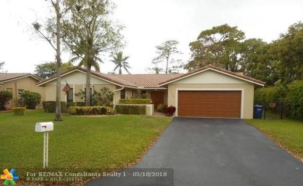 1392 NW 82nd Ave, Coral Springs, FL 33071