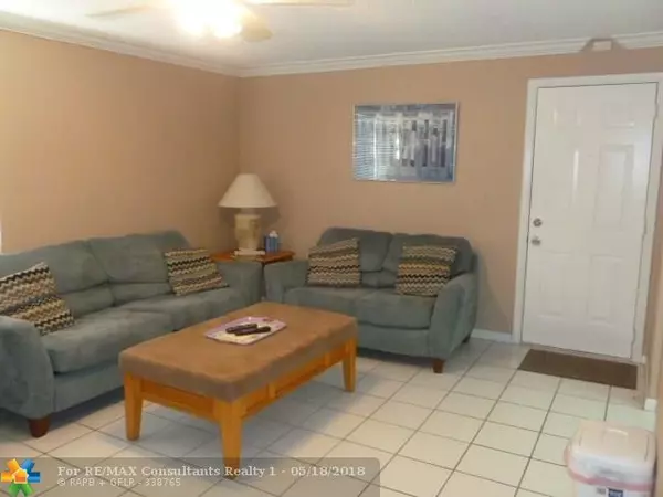 Lauderdale By The Sea, FL 33308,4525 Poinciana St  #1