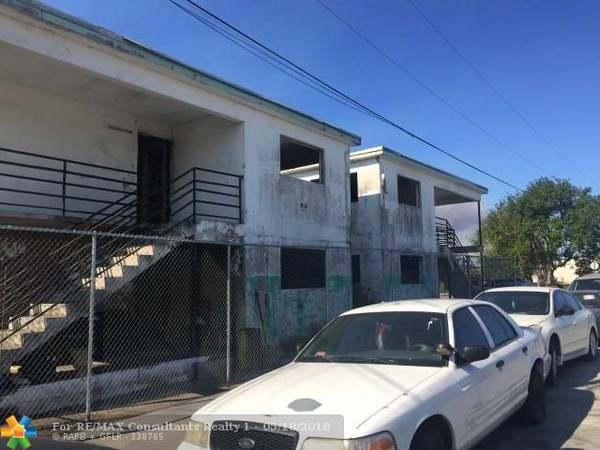 740 SW Avenue B Pl, Belle Glade, FL 33430