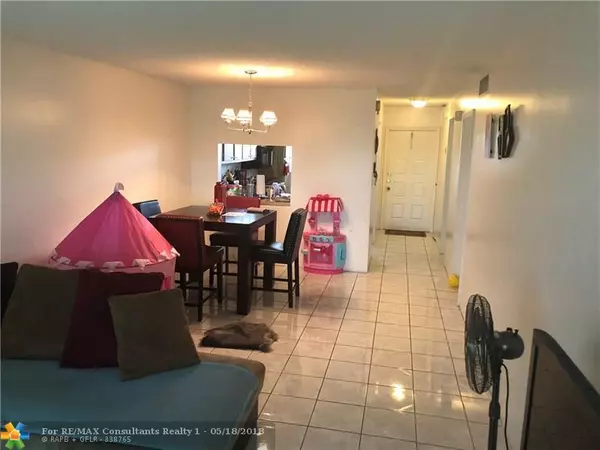 Plantation, FL 33313,1801 NW 75 ave  #310