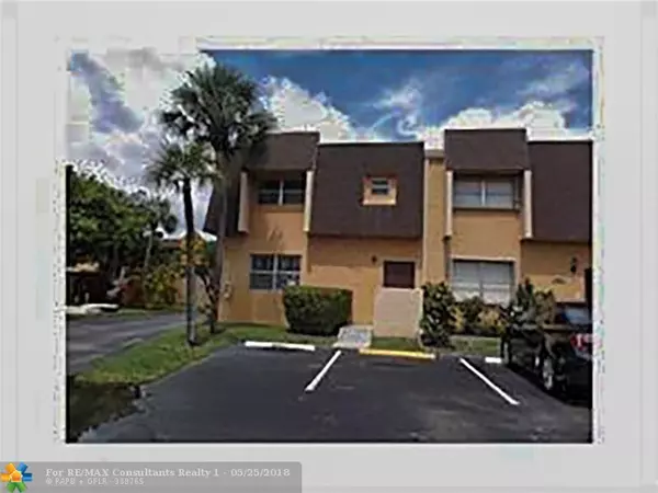 5667 Blueberry Ct  #163, Lauderhill, FL 33313