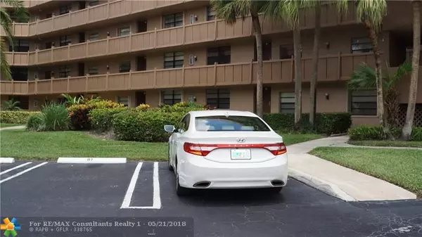 Pembroke Pines, FL 33026,1000 Colony Point Cir  #111