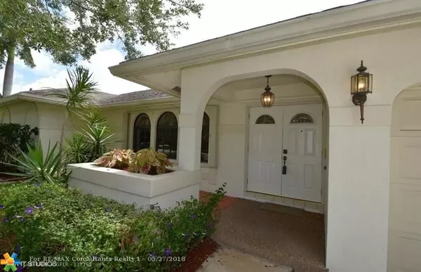 Plantation, FL 33324,700 Bluebird Ln