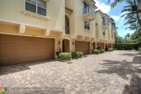 Pompano Beach, FL 33062,3238 NE 13th St  #3238