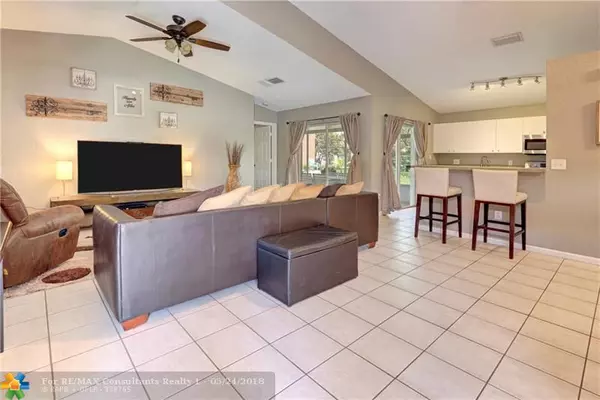 Coconut Creek, FL 33073,5828 Eagle Cay Ter