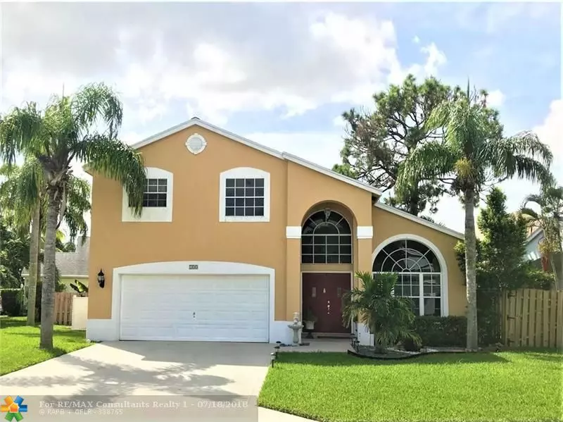 135 Meadowlands Dr, Royal Palm Beach, FL 33411