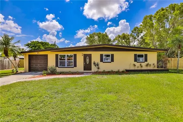 4351 ORANGEWOOD AVE, Fort Myers, FL 33901