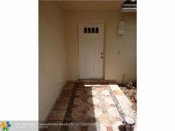 Weston, FL 33326,1372 Cottonwood Circle  #1372