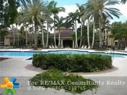 8030 N Nob Hill Rd  #204, Tamarac, FL 33321