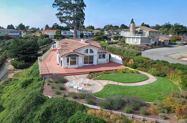 452 Seaview DR, Aptos, CA 95003