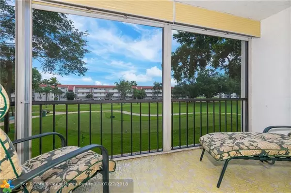 Pembroke Pines, FL 33025,671 S Hollybrook Dr  #208