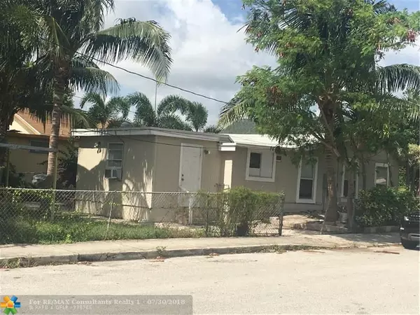 Lake Worth, FL 33460,702 S H St