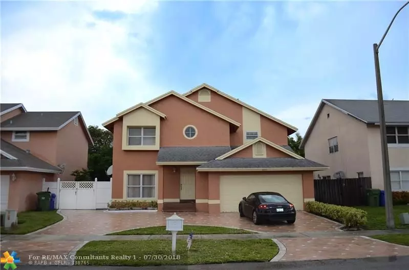 9721 SW 13th St, Pembroke Pines, FL 33025