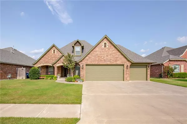 17304 Serrano Dr, Oklahoma City, OK 73170