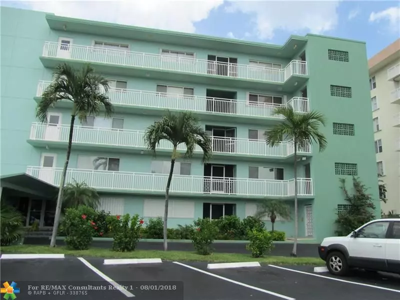 Lauderdale By The Sea, FL 33062,1750 S Ocean Blvd  #503