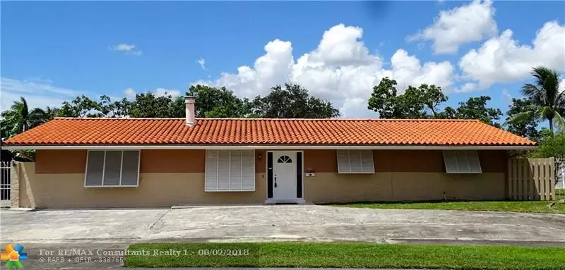 6021 SW 15th St, Plantation, FL 33317