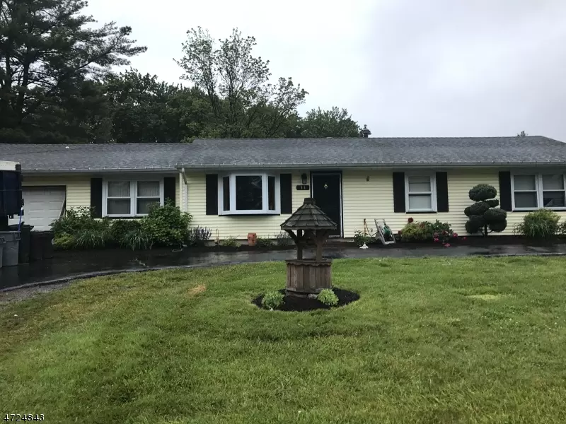 11 Farview, West Milford Twp., NJ 07480