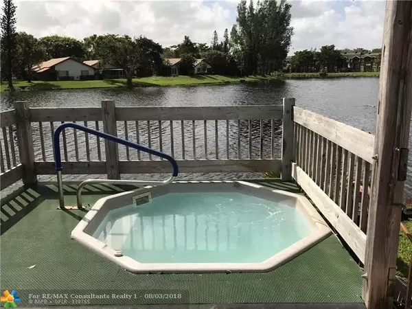 Lauderhill, FL 33319,3760 Inverrary Dr  #2i